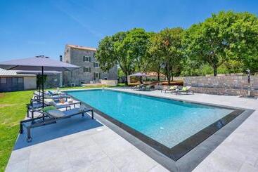 مبيت وإفطار Relais And Wine San Tommaso