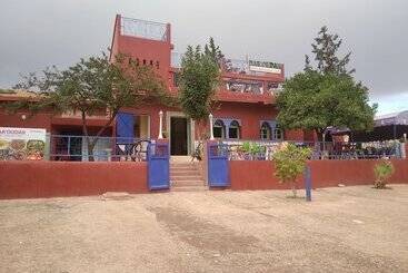 Hotelli Hôtel Daroudar