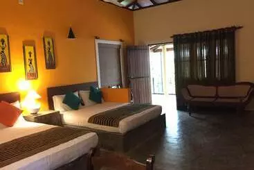 Hotelli Kuru Ganga Villa