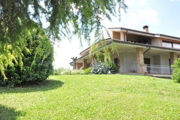 بنسيون B&b Titty