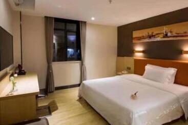 Otel 7 Days Premium Liaocheng Xinxian Bus Station Branch