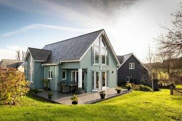 Pensione Trewhiddle Villa 08