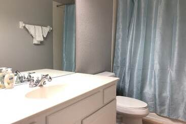 کلبه Tideview 20 · Walk To Convention! Near Universal & Disney