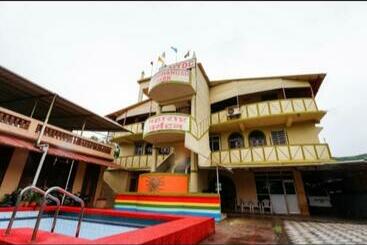 Hotel Mtdc Meghdhanush Park