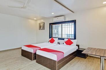 هتل Oyo 37647  Nirvana