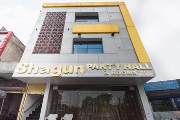 호텔 Oyo 62029  Shagun