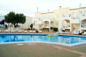 Apartamentos Castell Sol