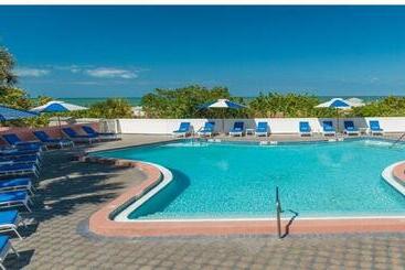 酒店 Beach House Suites By The Don Cesar