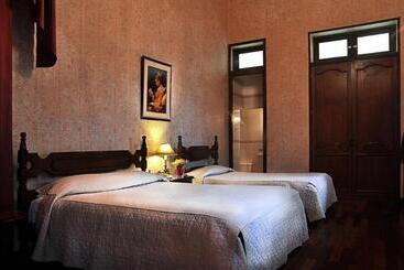 هتل Capital Plaza