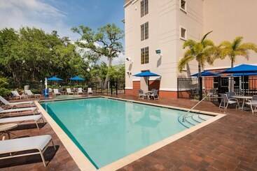 Hotel Fairfield Inn And Suites By Marriott Clearwater