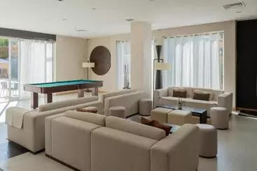 هتل Miravillas