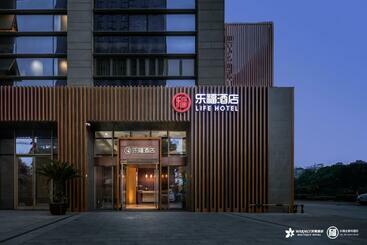 Otel Life All Suites Suzhou