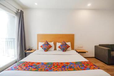 Fabhotel Prime Cloud 9