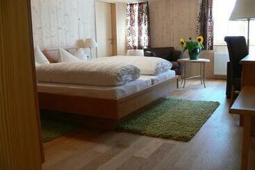 펜션 Gasthaus Engel