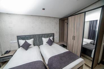 هتل New York Tashkent