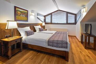 호텔 Villa Arbanashki Han