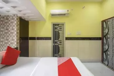 Hotelli Oyo 76017 Metro Inn
