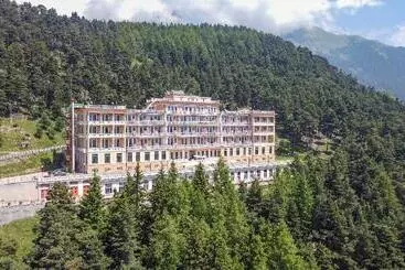 Pràcatinat Hotel & Restaurant