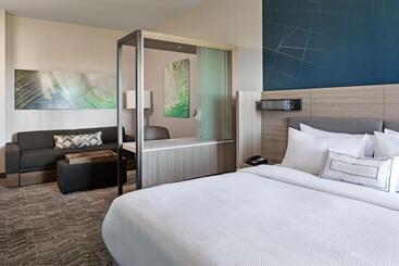 هتل Springhill Suites By Marriott West Sacramento