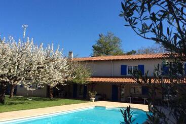 Bed and Breakfast Le Relais Du Grand Logis