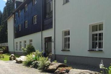 Waldhotel Dietrichsmühle