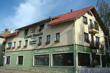 Lázár Pension & Restaurant