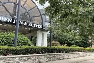 Otel Garden Inn & Suites