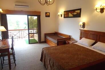 ホテル Termas Posada Del Siglo Xix