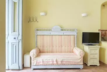 Hotel Guesthouse Lila