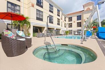 Holiday Inn Express Hotel & Suites Clearwater North Dunedin By Ihg