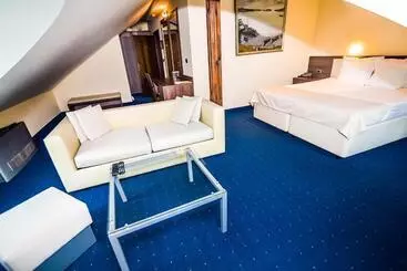 هتل семеен хотел анна кристина