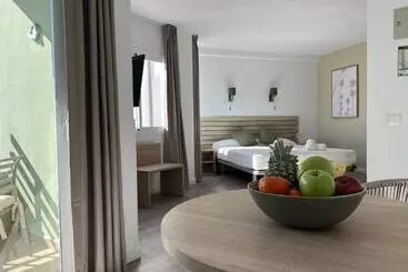 Turista apartmanok The Palm Star Ibiza Adults Only