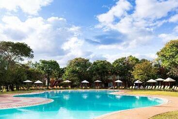 Avani Victoria Falls Resort