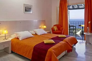 هتل Atrium Of Alonissos