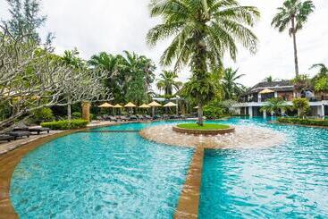 هتل The Hotspring Beach Resort & Spa Sha Extra Plus