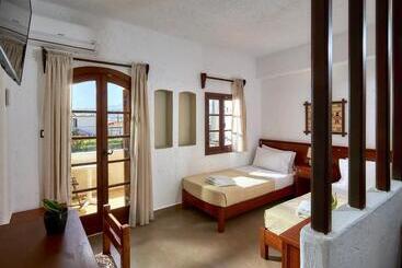 آپارتمان Mila Malia Studios