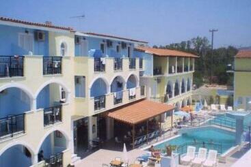 Vossos Hotel Apartments
