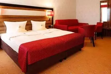 The Lakeside Burghotel Zu Strausberg