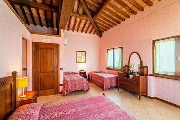 Отель Agriturismo Settepassi Tuscany
