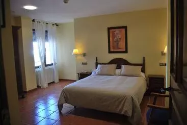 Hotel Rural La Encina Centenaria