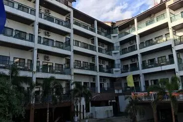 Hotel Drop In Club Resort & Spa