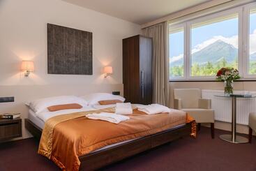 בית מלון כפרי Horizont Resort