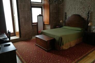 هتل Pazo De Lestrove By Pousadas De Compostela