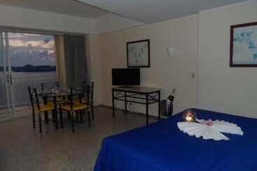 فندق Las Torres Gemelas Acapulco