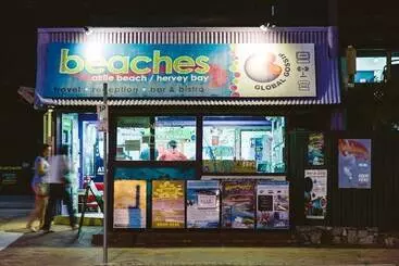Hotel Beaches Backpackers Airlie Beach   Hostel