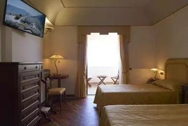 בית מלון כפרי Tritone Lipari