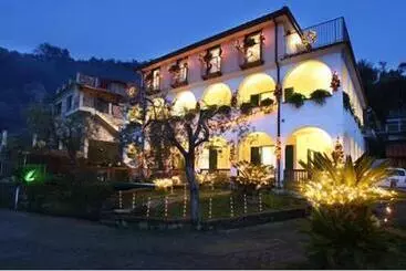 住宿加早餐  Villa Pane Resort