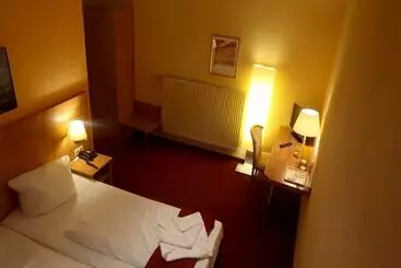 Otel Adler Leipzig