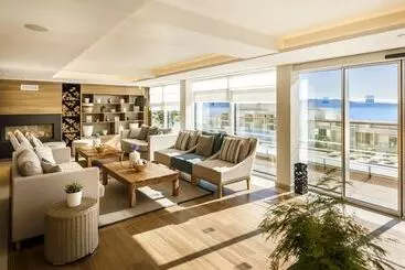 فندق Valamar Bellevue Resort