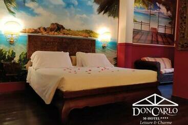 ホテル Don Carlo